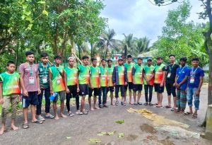 আল-আনফাল ফাউন্ডেশনের স্বেচ্ছাসেবকরা মানবতার সেবায় বিভিন্ন সমাজকল্যাণমূলক কার্যক্রমে অংশ নিচ্ছে। Volunteers of Al-Anfal Foundation participating in humanitarian and social welfare activities.